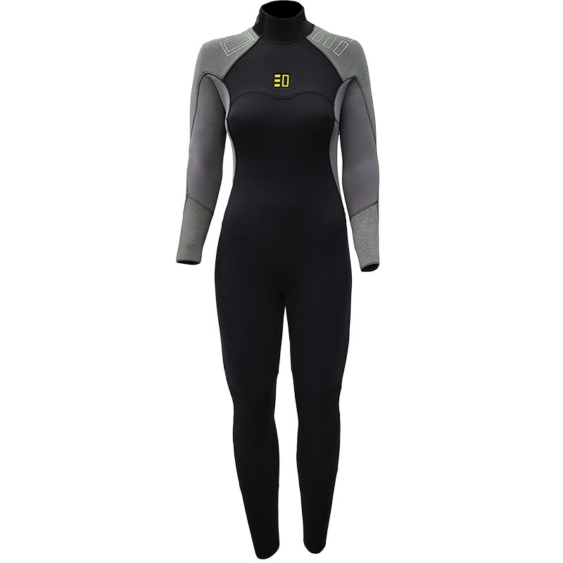 The next evolution of wetsuit design built specifically to the needs of the modern scuba diver in either 7mm or 5mm. An elite combination of high-stretch neoprene, proprietary materials and simple effective features set, make the Eminence stand out from the crowd. Quick-Dry Thermal panels throughout the inside of the suit adds valuable thermal properties equivalent to that of another millimetre in neoprene without the added buoyancy, whilst also eliminating the uncomfortable task of donning a cool wet wetsuit in repetitive dive situations. Clean lines and form fit inspired from the surfing industry make the Eminence one of the most comfortable, thermally effective suits available in today's market.